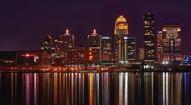 Louisville, Kentucky skyline